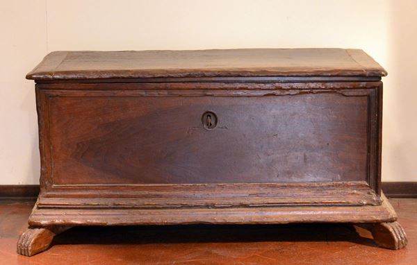 Cassapanca, Emilia, sec. XVIII, in noce,  - Asta GIOIELLI, ARGENTI, ARREDI, OGGETTI D'ARTE E DIPINTI - Poggio Bracciolini Casa d'Aste