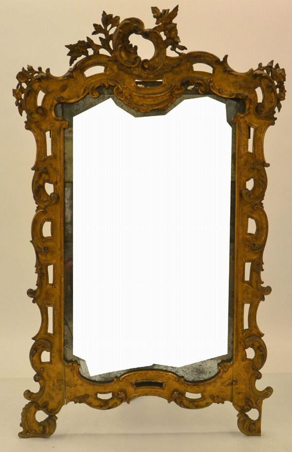 Specchiera, sec. XIX, in legno laccato&nbsp;&nbsp;&nbsp;&nbsp;&nbsp;&nbsp;&nbsp;&nbsp;&nbsp;&nbsp;&nbsp;&nbsp;&nbsp;&nbsp;&nbsp;&nbsp;&nbsp;&nbsp;&nbsp;&nbsp;&nbsp;&nbsp;&nbsp;&nbsp;&nbsp;&nbsp;&nbsp;&nbsp;&nbsp;&nbsp;&nbsp;&nbsp;&nbsp;&nbsp;&nbsp;&nbsp;