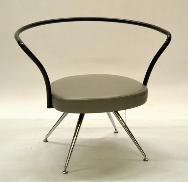 Poltroncina, anni 80, schienale sagomato,