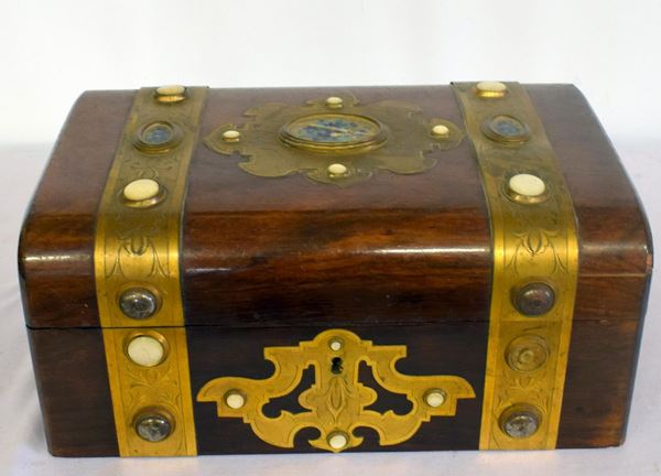 Bauletto, inizi sec. XX, in legno