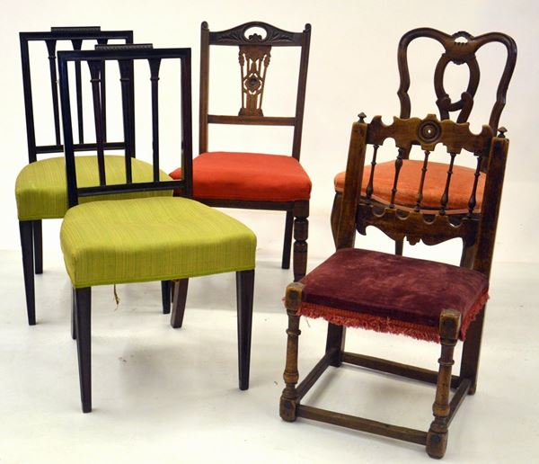 Due sedie, Inghilterra, inizi sec. XX, in mogano,  - Asta GIOIELLI, ARGENTI, ARREDI, OGGETTI D'ARTE E DIPINTI - Poggio Bracciolini Casa d'Aste