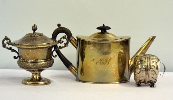 Lattiera, Inghilterra, inizi sec. XX, in argento,  - Asta GIOIELLI, ARGENTI, ARREDI, OGGETTI D'ARTE E DIPINTI - Poggio Bracciolini Casa d'Aste