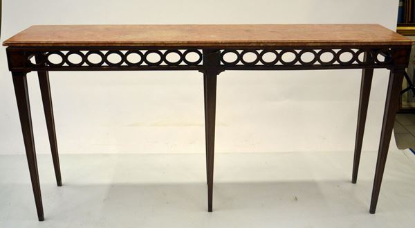 Console, in stile '700, in noce, con sottopiano traforato,
