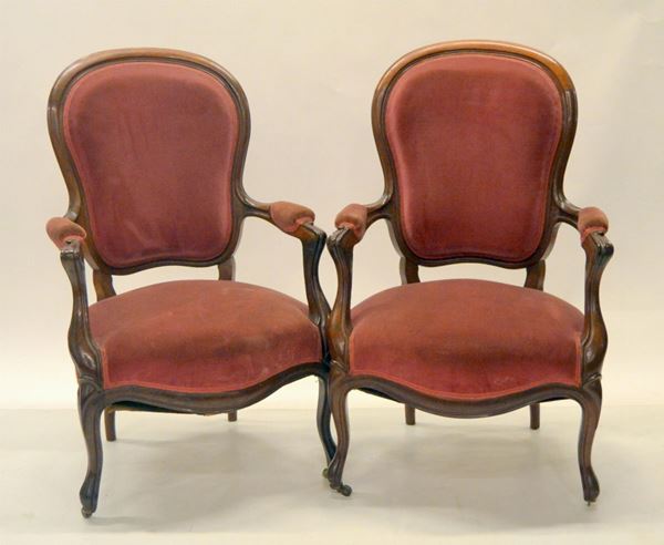 Due poltroncine, Luigi Filippo, in noce,
