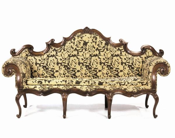 Divano, Lombardia, secolo XVIII, in noce sagomato, braccioli a ricciolo, gambe mosse, imbottito e ricoperto in stoffa damascata, cm 228x62x120, difetti&nbsp;&nbsp;&nbsp;&nbsp;&nbsp;&nbsp;&nbsp;&nbsp;&nbsp;&nbsp;&nbsp;&nbsp;&nbsp;&nbsp;&nbsp;&nbsp;&nbsp;&nbsp;&nbsp;&nbsp;&nbsp;&nbsp;&nbsp;&nbsp;&nbsp;&nbsp;&nbsp;&nbsp;&nbsp;&nbsp;&nbsp;&nbsp;&nbsp;&nbsp;