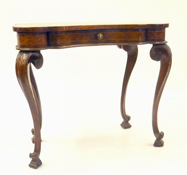 Consolle, Luigi XVI, sec. XVIII, in noce, piano sagomato,  - Asta GIOIELLI, ARGENTI, ARREDI, OGGETTI D'ARTE E DIPINTI - Poggio Bracciolini Casa d'Aste
