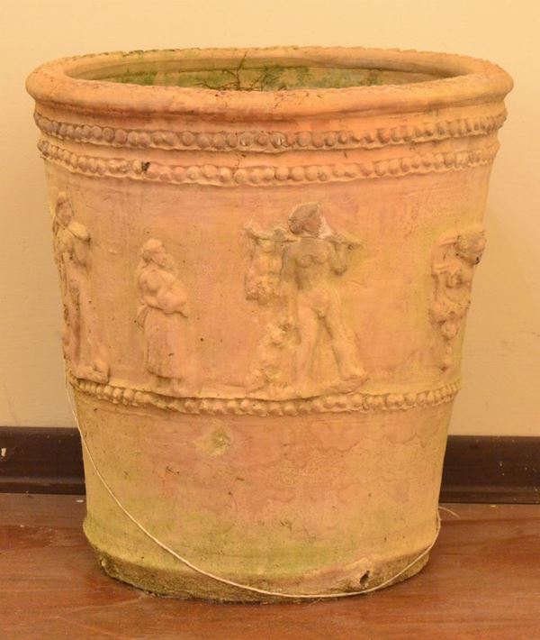 Vaso, sec. XX, in terracotta decorata a festoni,