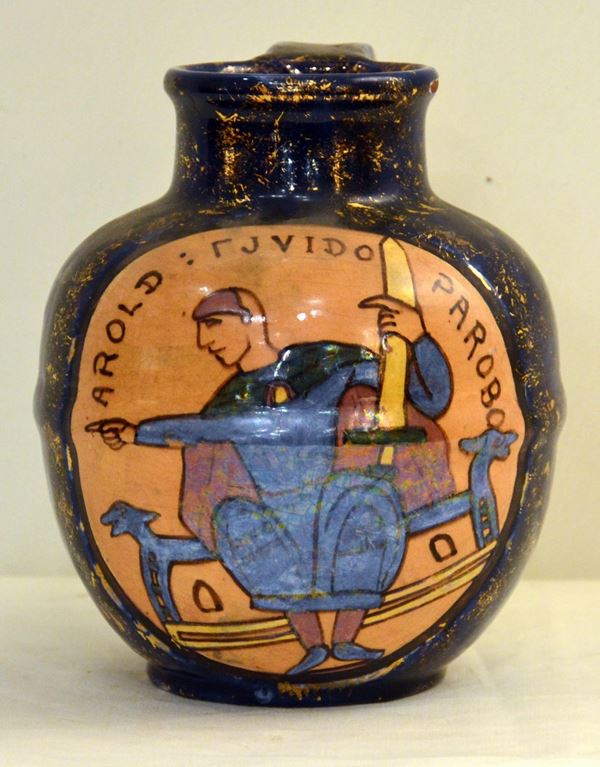 Brocca, inizi sec. XX, in ceramica smaltata e