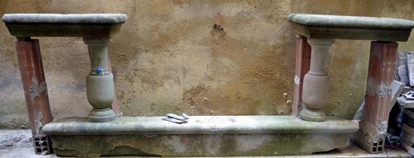 Due frammenti di panchine, sec. XX, in cemento,