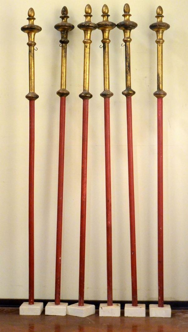 Sei colonne, sec. XIX, in legno laccato