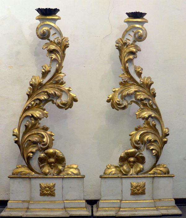 Coppia di candelieri, Toscana, sec. XVIII, in legno dorato e