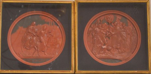 Due pannelli, inizi sec. XX, in cera  - Asta GIOIELLI, ARGENTI, ARREDI, OGGETTI D'ARTE E DIPINTI - Poggio Bracciolini Casa d'Aste