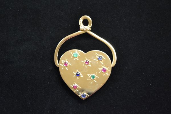 Pendente in oro giallo a cuore con pietre di