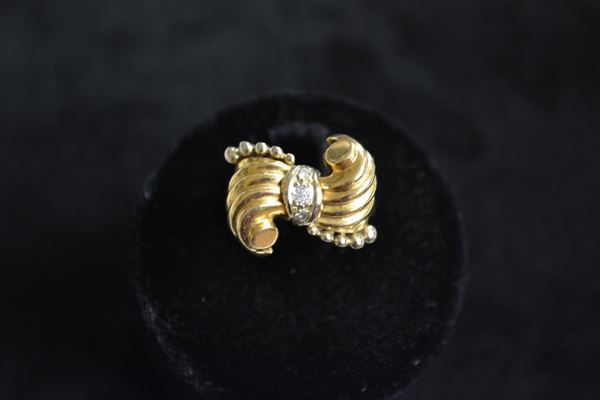 Anello a fascia oro giallo, g 10 con piccoli
