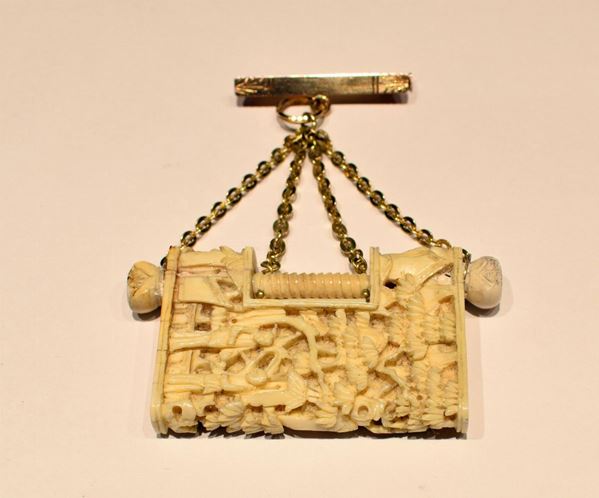 SPILLA IN ORO GIALLO E AVORIO