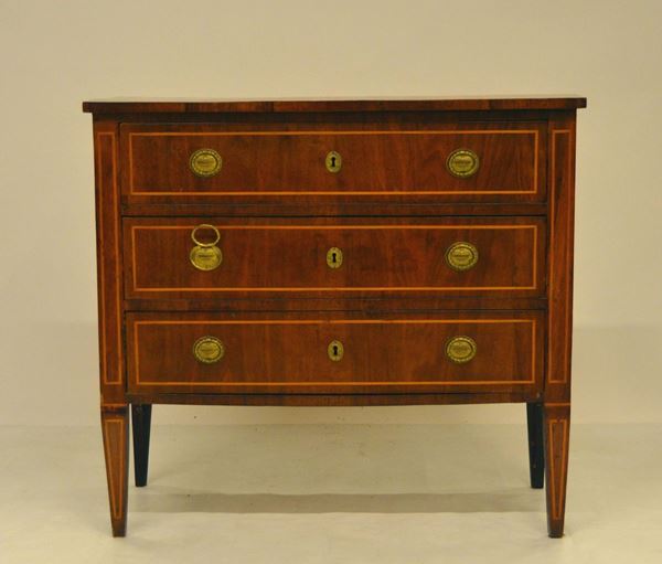 Cassettone, Luigi XVI, in noce filettato, tre cassetti,  - Asta ANTIQUARIATO, COLLEZIONISMO, GIOIELLI - Poggio Bracciolini Casa d'Aste