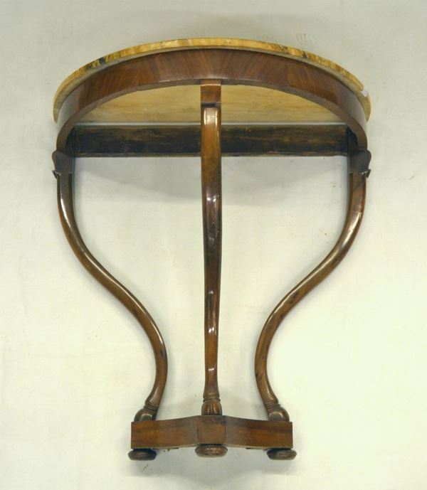 Consolle, periodo Direttorio, in radica, gambe mosse,