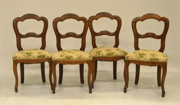 Quattro sedie, Luigi Filippo, in noce sagomato,  - Asta ANTIQUARIATO, COLLEZIONISMO, GIOIELLI - Poggio Bracciolini Casa d'Aste