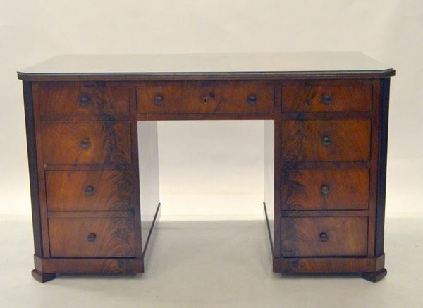 Scrivania da centro, Livorno, sec. XIX,  - Asta ANTIQUARIATO, COLLEZIONISMO, GIOIELLI - Poggio Bracciolini Casa d'Aste