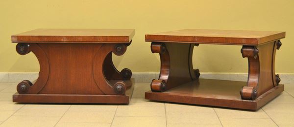Coppia di tavolini da fumo, sec. XX,  - Asta ANTIQUARIATO, COLLEZIONISMO, GIOIELLI - Poggio Bracciolini Casa d'Aste