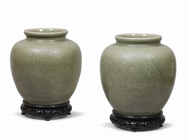 COPPIA DI VASI CELADON, CINA, SEC. XX&nbsp;