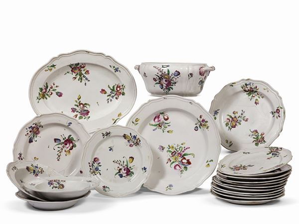 ASSORTIMENTO DA SERVIZIO, DOCCIA, GINORI, FINE SEC. XVIII&nbsp;