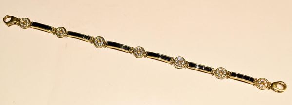 BRACCIALE IN ORO GIALLO,SMALTO E PIETRE                                                 