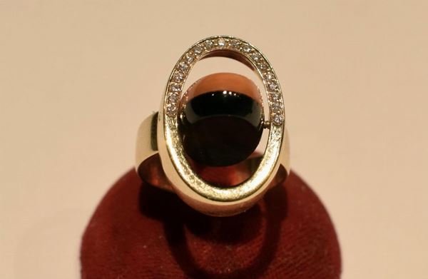 ANELLO IN ORO GIALLO, DIAMANTI E PIETRE
