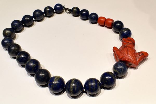 COLLANA&nbsp; IN CORALLO E LAPISLAZZULO