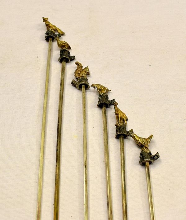 SEI INFILA SPIEDINI  - Asta GIOIELLI, ARREDI D'ANTIQUARIATO, DIPINTI E SCULTURE - Poggio Bracciolini Casa d'Aste