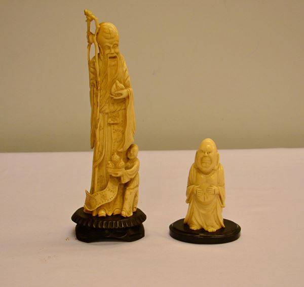 Due sculture, sec. XIX, in avorio  - Asta GIOIELLI, ARREDI D'ANTIQUARIATO, DIPINTI E SCULTURE - Poggio Bracciolini Casa d'Aste