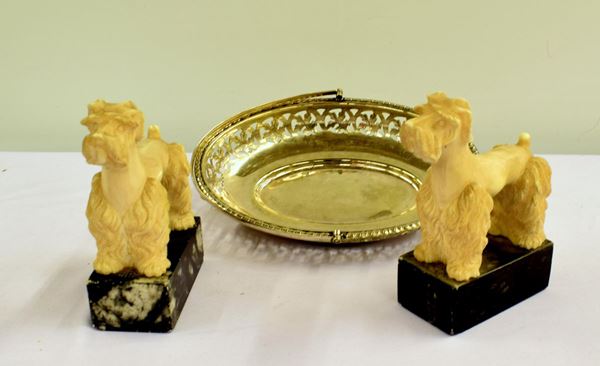 DUE SCULTURE , SEC. XX , SCHNAUZER IN ALABASTRO