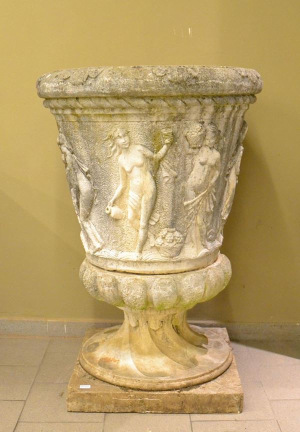 Vaso da esterno, sec. XX,  - Asta GIOIELLI, ARREDI D'ANTIQUARIATO, DIPINTI E SCULTURE - Poggio Bracciolini Casa d'Aste