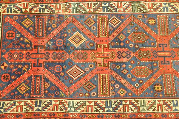 Tappeto caucasico Scirvan del fine sec. XIX,