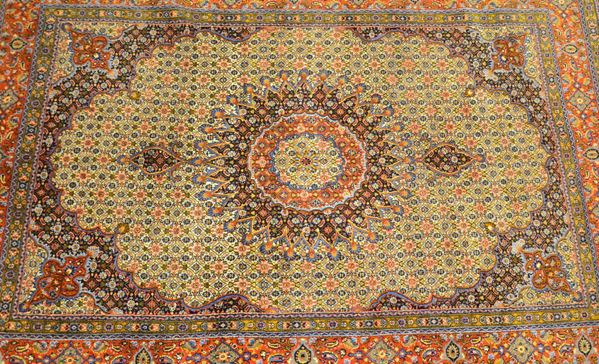 Tappeto persiano, sec. XX, fondo multicolore