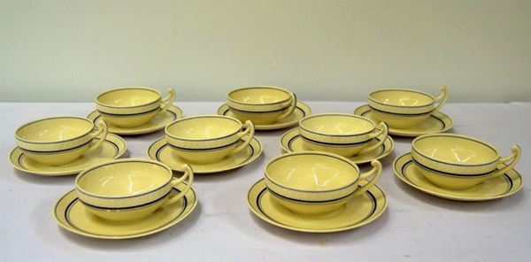 VENTITRE TAZZE E VENTICINQUE PIATTINI, SEC. XX&nbsp;&nbsp;&nbsp;&nbsp;&nbsp;&nbsp;&nbsp;&nbsp;&nbsp;&nbsp;&nbsp;&nbsp;&nbsp;&nbsp;&nbsp;&nbsp;&nbsp;&nbsp;&nbsp;&nbsp;&nbsp;&nbsp;&nbsp;&nbsp;&nbsp;&nbsp;&nbsp;&nbsp;  - Asta ASTA A TEMPO - ANTIQUARIATO E COLLEZIONISMO - Poggio Bracciolini Casa d'Aste