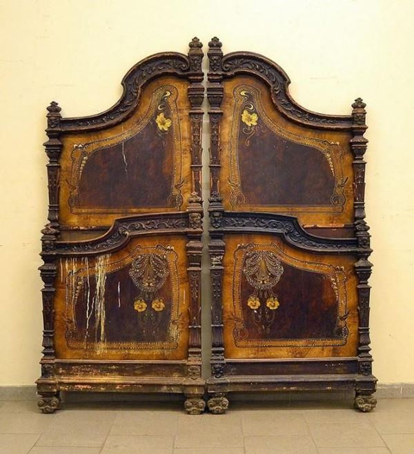 Letto matrimoniale, sec. XIX, in ferro lavorato e&nbsp;&nbsp;&nbsp;&nbsp;&nbsp;&nbsp;&nbsp;&nbsp;&nbsp;&nbsp;&nbsp;&nbsp;&nbsp;&nbsp;&nbsp;&nbsp;&nbsp;&nbsp;&nbsp;&nbsp;&nbsp;&nbsp;&nbsp;&nbsp;&nbsp;  - Asta ASTA A TEMPO - ANTIQUARIATO E COLLEZIONISMO - Poggio Bracciolini Casa d'Aste