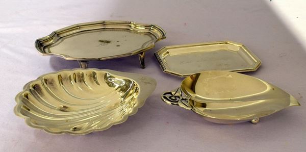 TRE PICCOLI VASSOI , MIRACOLI,TIFFANY E GREGGIO&nbsp;&nbsp;&nbsp;&nbsp;&nbsp;&nbsp;&nbsp;&nbsp;&nbsp;&nbsp;&nbsp;&nbsp;&nbsp;&nbsp;&nbsp;&nbsp;&nbsp;&nbsp;&nbsp;&nbsp;&nbsp;&nbsp;&nbsp;&nbsp;&nbsp;&nbsp;&nbsp;  - Asta ASTA A TEMPO - ANTIQUARIATO E COLLEZIONISMO - Poggio Bracciolini Casa d'Aste