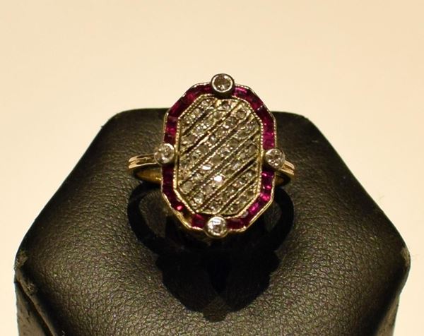 ANELLO IN ORO A BASSO TITOLO, DIAMANTI E RUBINI&nbsp;&nbsp;&nbsp;&nbsp;&nbsp;&nbsp;&nbsp;&nbsp;&nbsp;&nbsp;&nbsp;&nbsp;&nbsp;&nbsp;&nbsp;&nbsp;&nbsp;&nbsp;&nbsp;&nbsp;&nbsp;&nbsp;&nbsp;&nbsp;&nbsp;&nbsp;&nbsp;