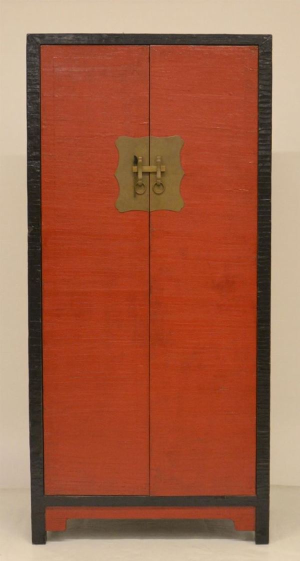 Armadio arte orientale, inizi sec. XX,  - Asta GIOIELLI, SCULTURE, DIPINTI, ARREDI E OGGETTI D'ARTE - Poggio Bracciolini Casa d'Aste