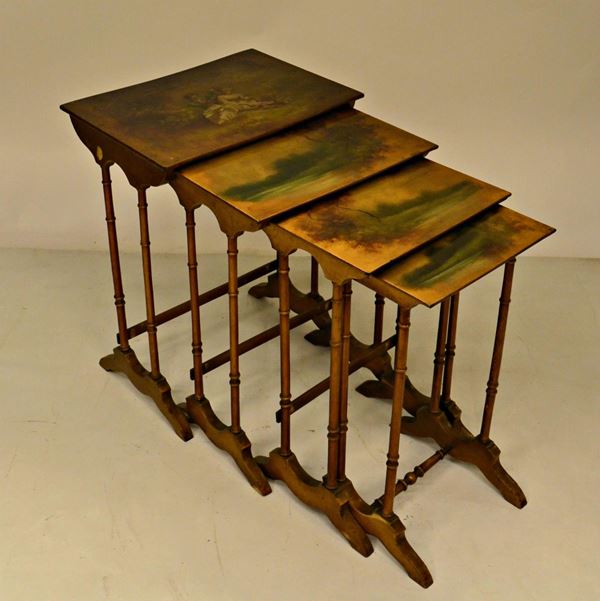 Nido di quattro tavolini, Francia, sec. XIX, in legno