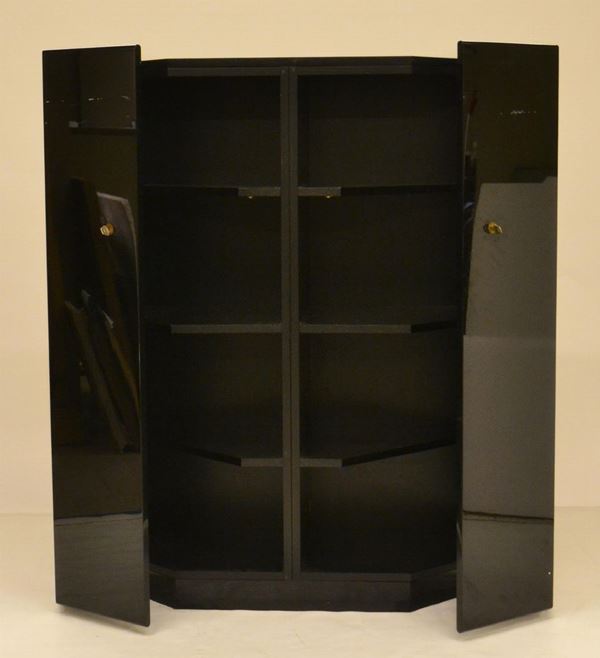 Mobile bar, anni '80, in legno laccato nero,