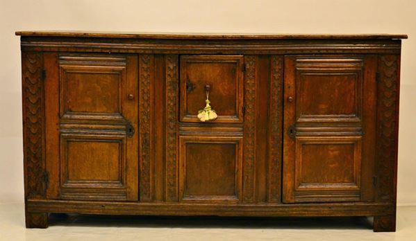 Credenza, Spagna, sec. XVIII, in rovere,