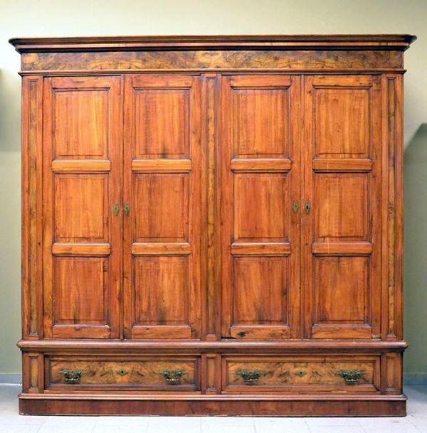 Armadio, fine sec. XIX, in noce,  - Asta GIOIELLI, SCULTURE, DIPINTI, ARREDI E OGGETTI D'ARTE - Poggio Bracciolini Casa d'Aste