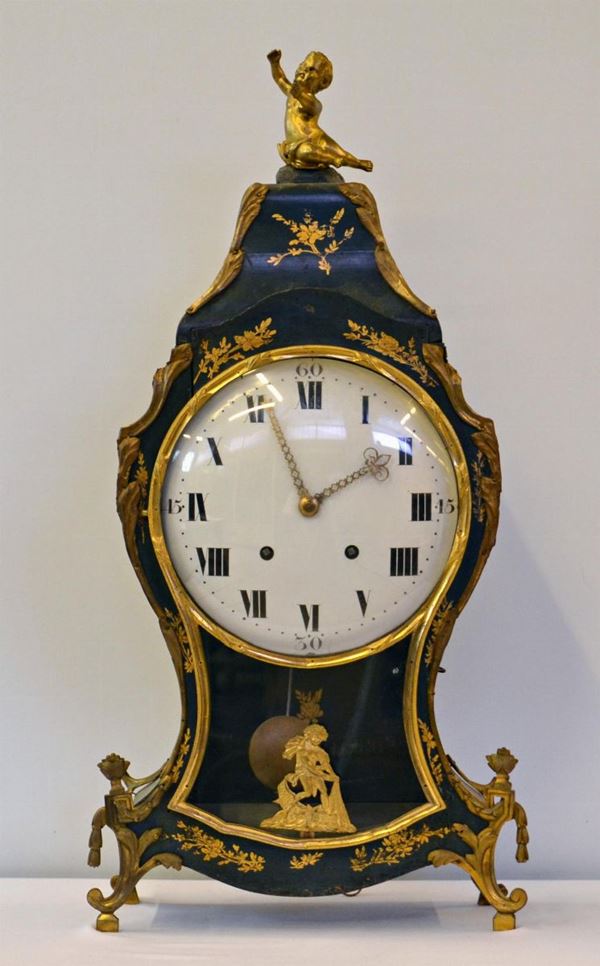Orologio da tavolo, sec. XIX, in legno laccato e