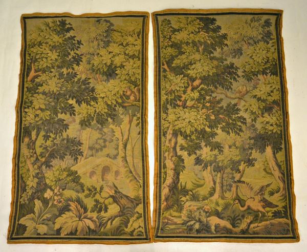 Due arazzi, sec. XX, in stoffa,  - Asta GIOIELLI, SCULTURE, DIPINTI, ARREDI E OGGETTI D'ARTE - Poggio Bracciolini Casa d'Aste
