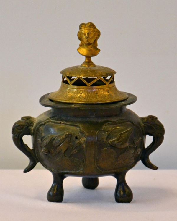 Brucia profumo, arte orientale, sec. XIX, in bronzo