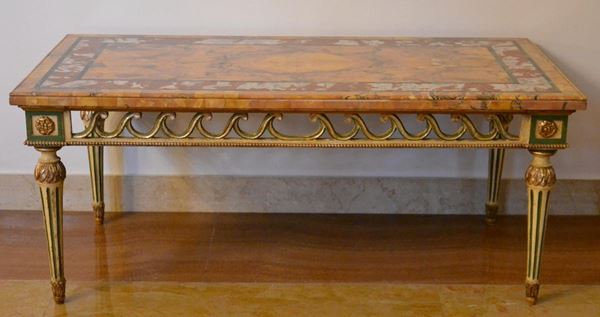 Tavolo da fumo, sec. XX, in legno laccato,
