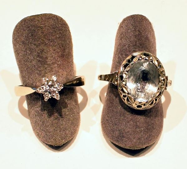ANELLO IN ORO BIANCO E ACQUAMARINA