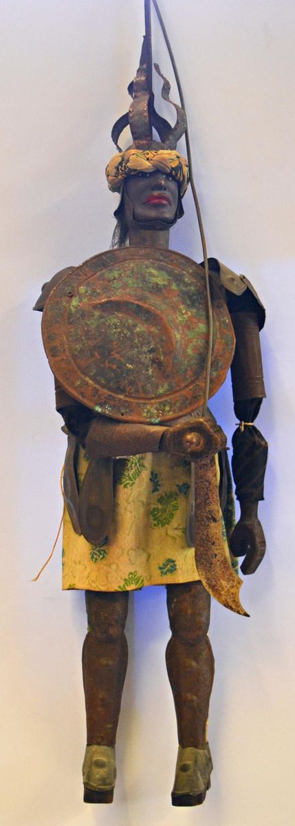 Pupo siciliano, sec. XIX, in metallo  - Asta ANTIQUARIATO, COLLEZIONISMO E GIOIELLI - Poggio Bracciolini Casa d'Aste